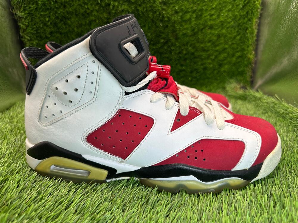 Air Jordan 6 Retro 384665-160 Athletic Sneaker Boys 6.5 White Leather Sports